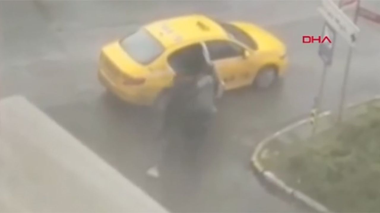 Fas uyruklu kadını döven taksiciye gözaltı