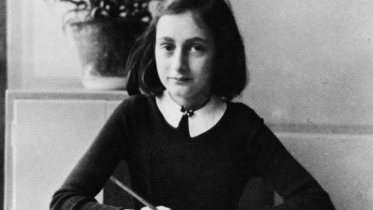 Yahudi soykırımının sembol ismi Anne Frank'ın günlüğü 75 yaşında
