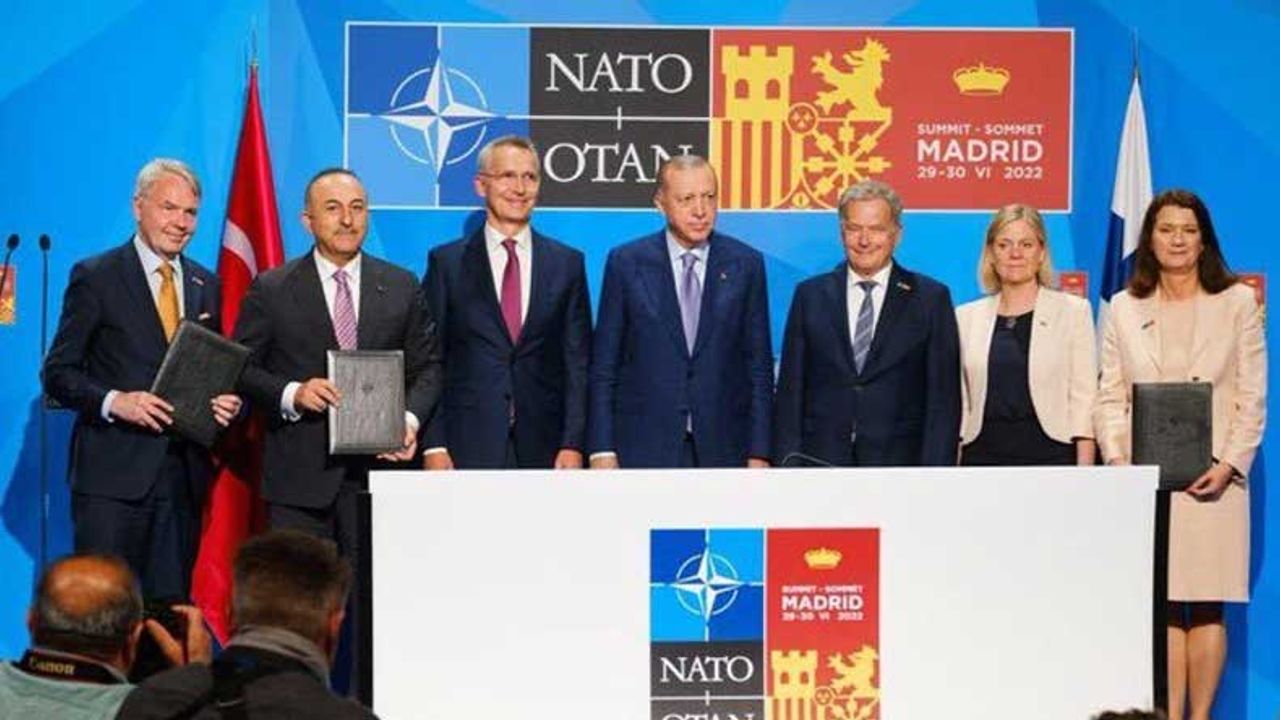 Türkiye'den terörle mücadele şartıyla 2 ülkenin Nato üyeliğine destek