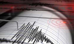 İran'da 5.8 ve 5.7 büyüklüğünde iki deprem