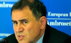 'Kriz Kahini' Roubini'den 2023 için yeni tahmin