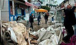 Bodrum'u fırtına vurdu! Çatı ve tenteler havada uçuştu