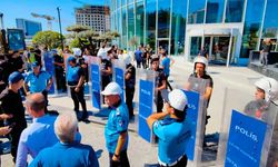 İBB'nin 'kaçak plaza' yıkımına Valilik emriyle polis engeli