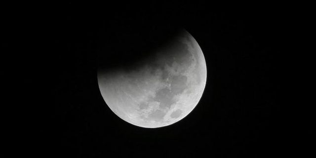 2021'e kadar son 'Kanlı Ay' tutulması bu gece