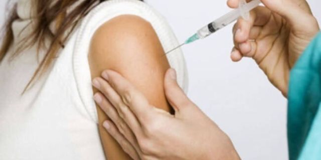 Rahim ağzı kanseri ile mücadelede aşı neden önemli?