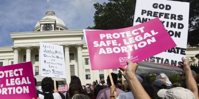 ABD Yüksek Mahkemesi 'kürtaj hakkı'na karşı!