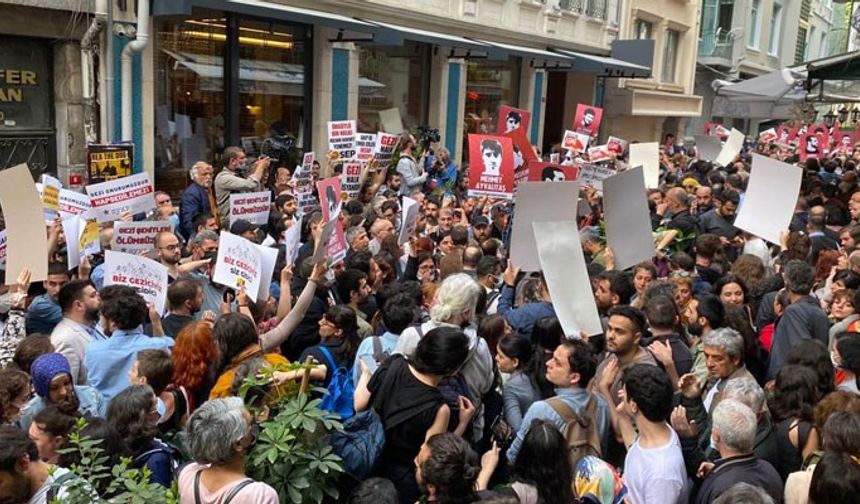 Taksim’de Gezi Davası protestosuna müdahale: Gözaltılar var